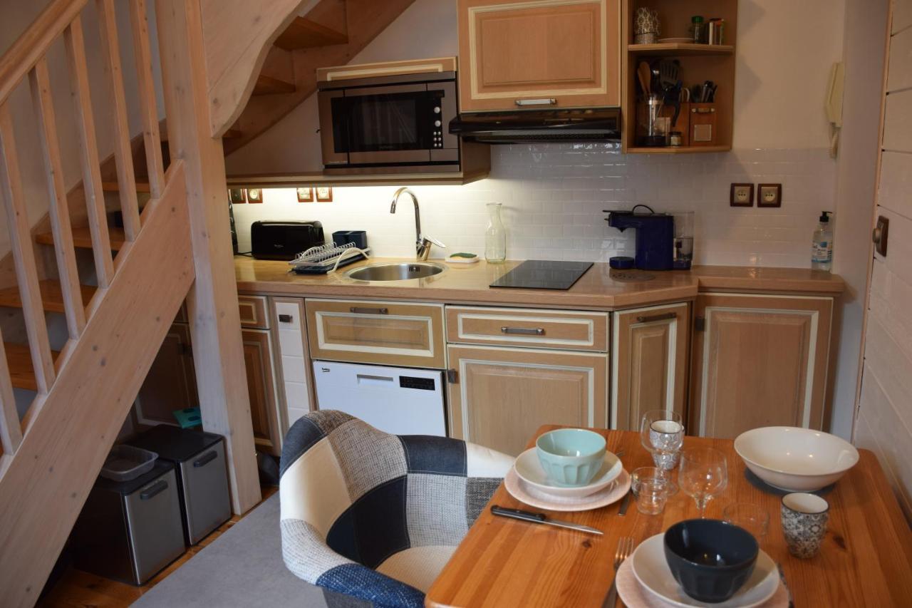 Petit Duplex De Charme Sous Les Toits Du Mont-Dore Esterno foto
